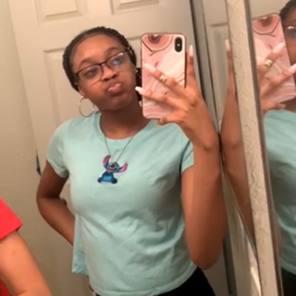 Meet your Posher, Riyaa - Picture 1 of 1